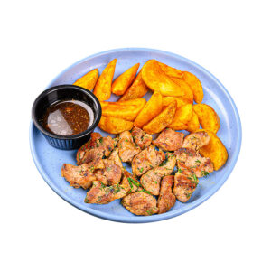 Свинско бон филе с копър и чесън и пикантни картофки